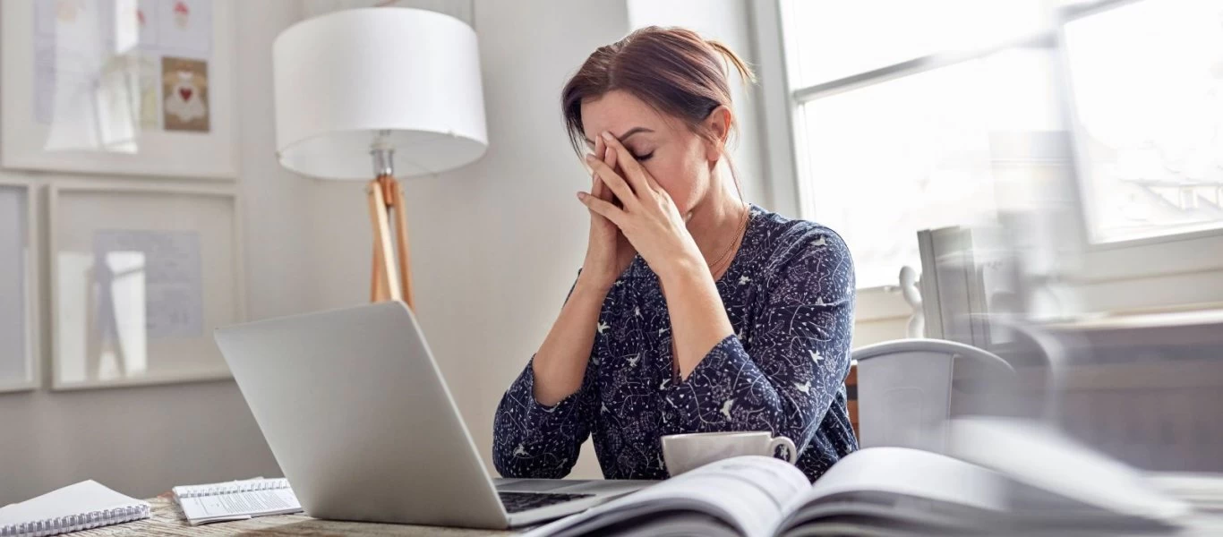 Η αρχή όλων των κακών: Aυτό το συναίσθημα μας παχαίνει, μας αρρωσταίνει και μας γερνάει πριν την ώρα μας